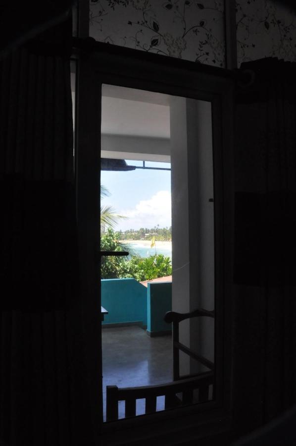 The Ocean Bed and Breakfast Unawatuna Eksteriør billede