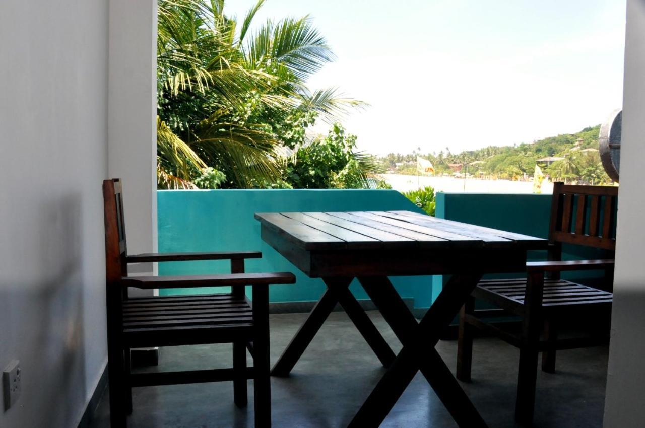 The Ocean Bed and Breakfast Unawatuna Eksteriør billede