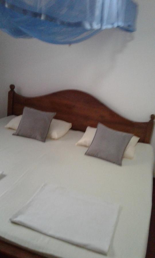 The Ocean Bed and Breakfast Unawatuna Eksteriør billede