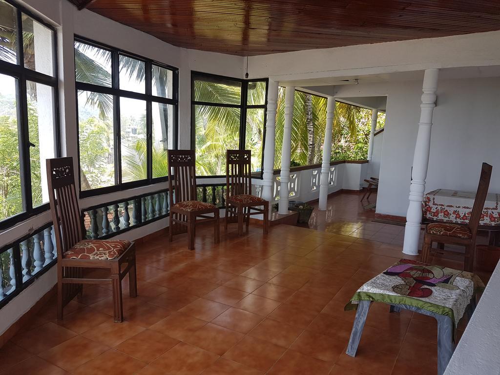 The Ocean Bed and Breakfast Unawatuna Eksteriør billede